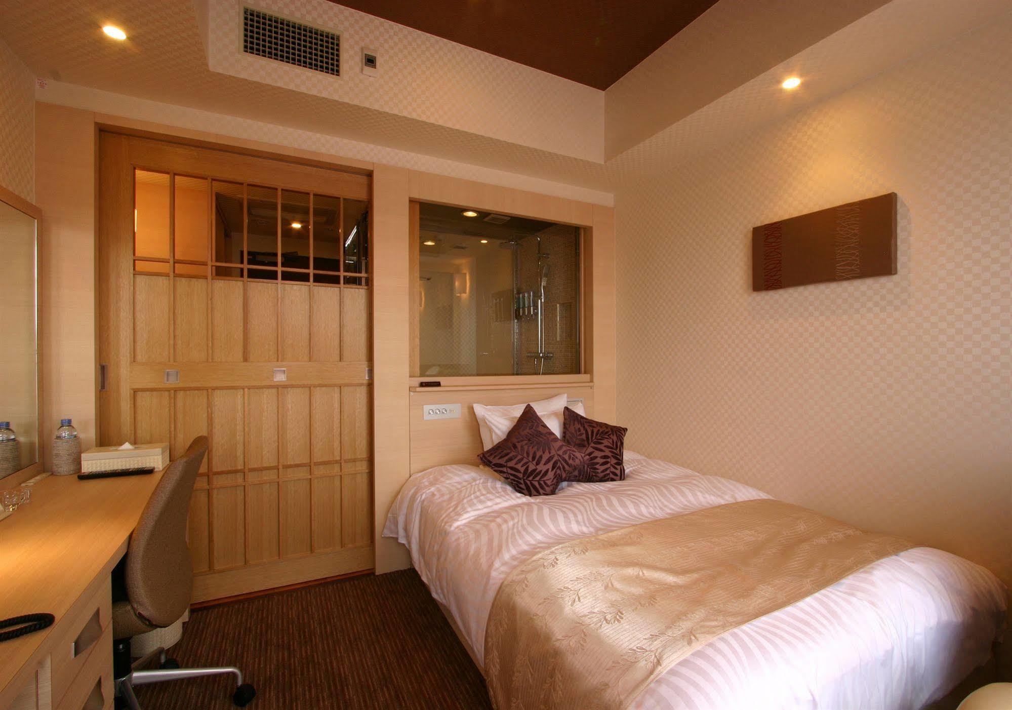 Hotel Coco Grand Takasaki Exterior photo