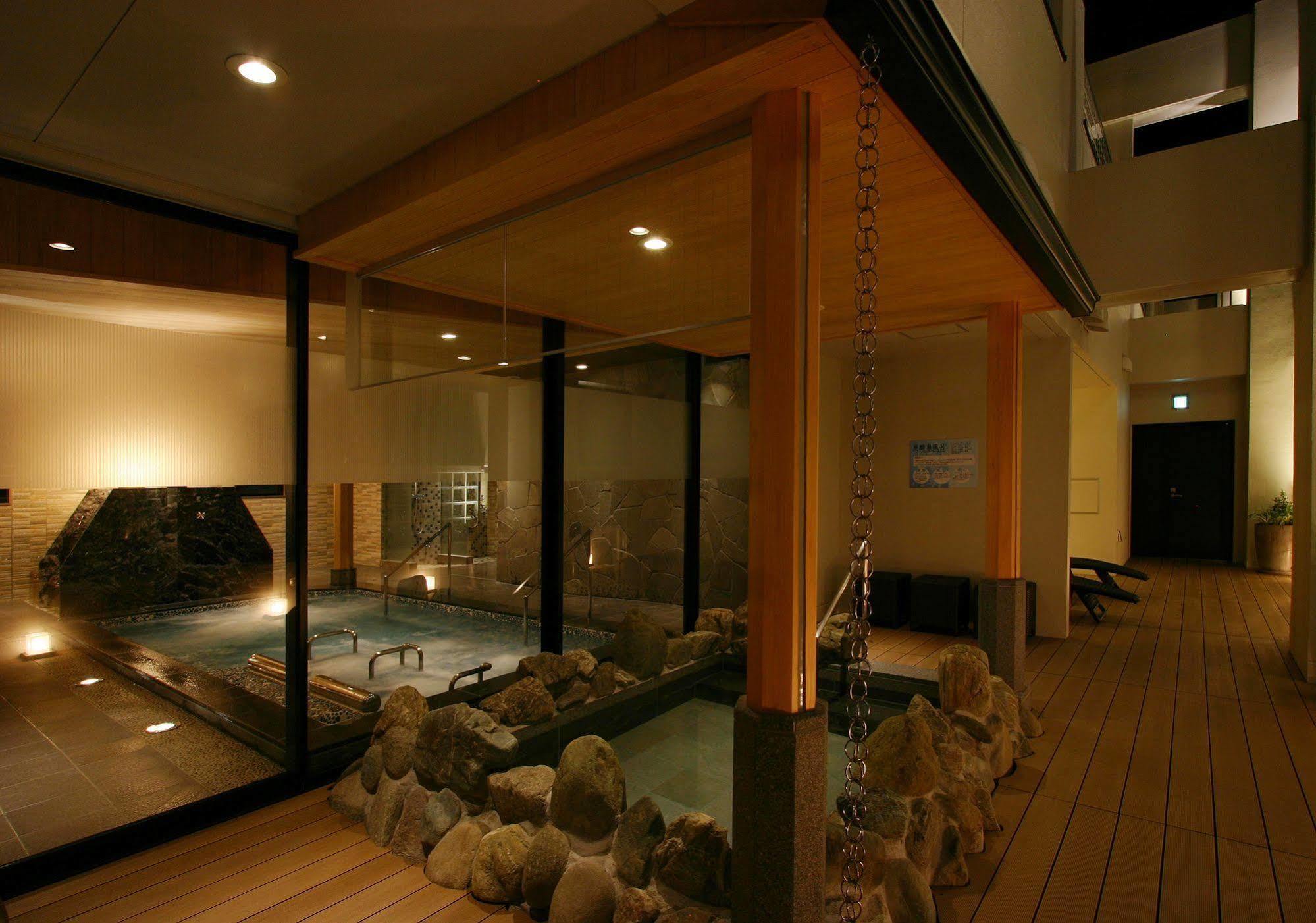 Hotel Coco Grand Takasaki Exterior photo