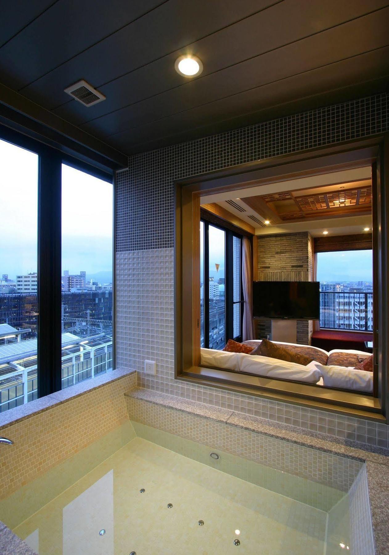 Hotel Coco Grand Takasaki Exterior photo